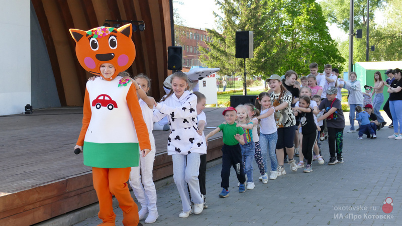 В ознаменование Первомая в городском парке Котовска открылся новый сезон.