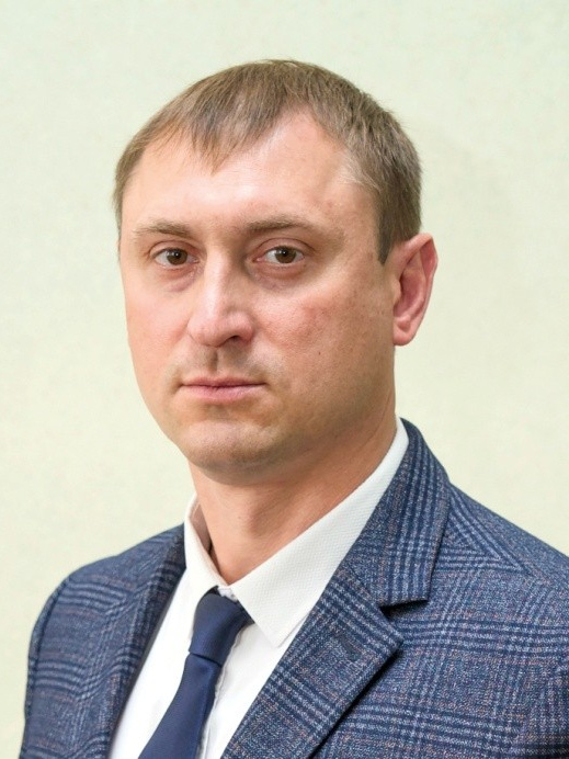 Котов Михаил Владимирович.